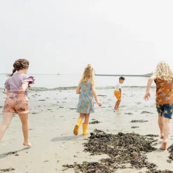CARLIJNQ Shorts> Pink Coral - Ruffled Shorts