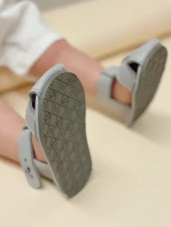 ili + charlie Shoes><noscript><img width=
