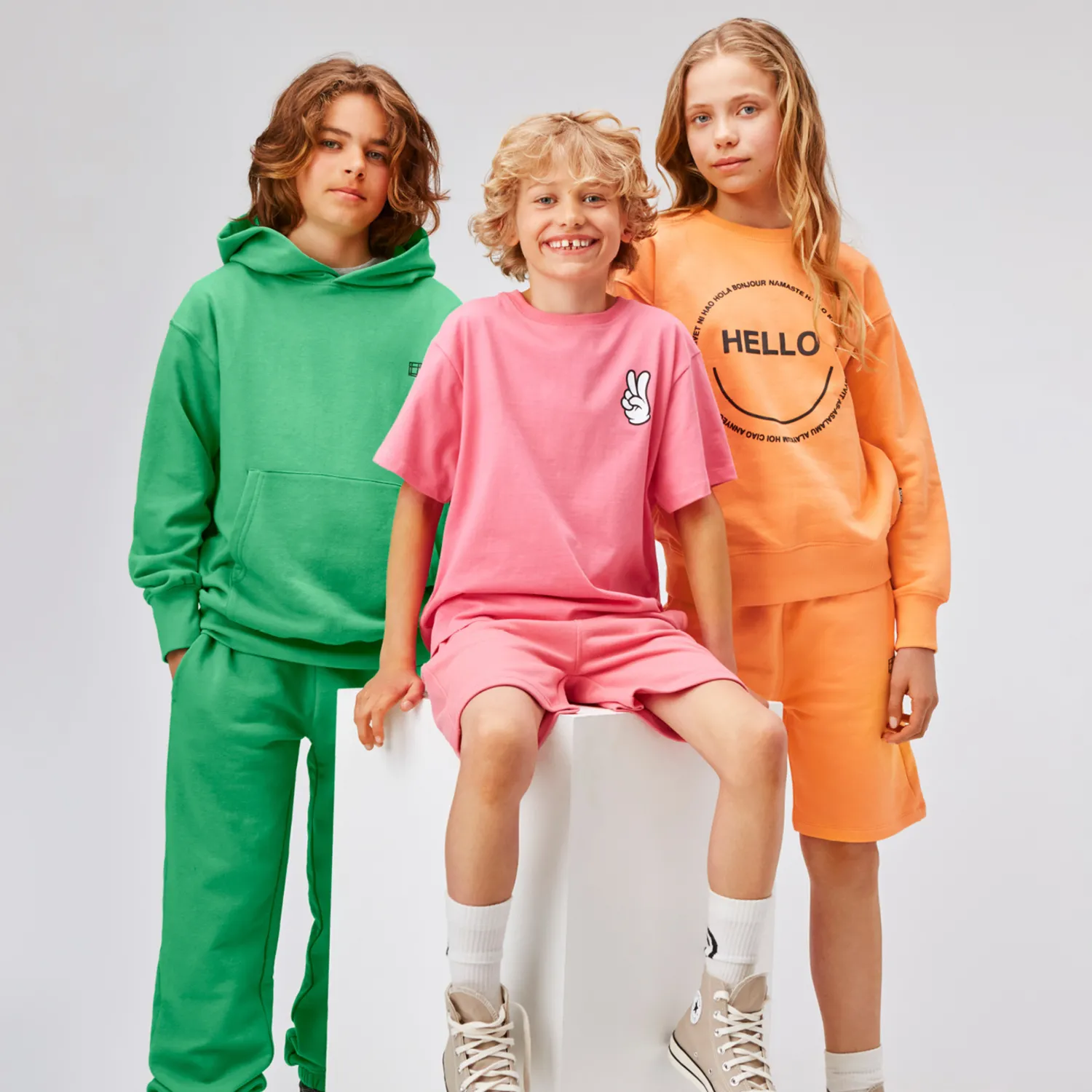 Molo Kids Long Sleeve T Shirts> Rodney Bubblegum Pink Unisex T Shirt