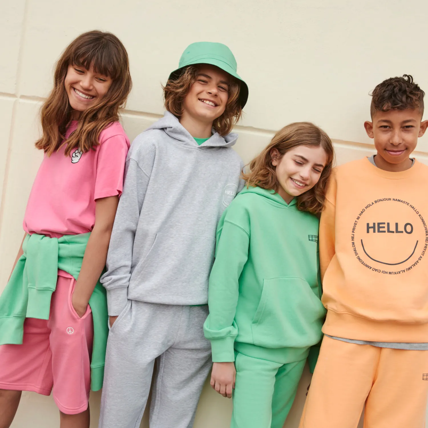 Molo Kids Long Sleeve T Shirts> Rodney Bubblegum Pink Unisex T Shirt