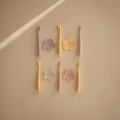 Mushie Face Masks> Flower Training Toothbrush Daffodil