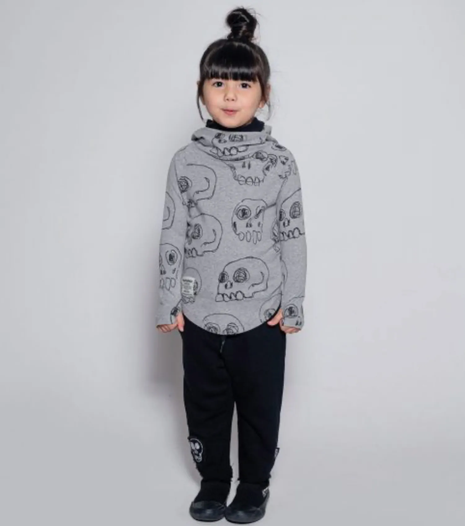 Nununu World Hoodies> Scribbled Skulls Ninja Shirt Black