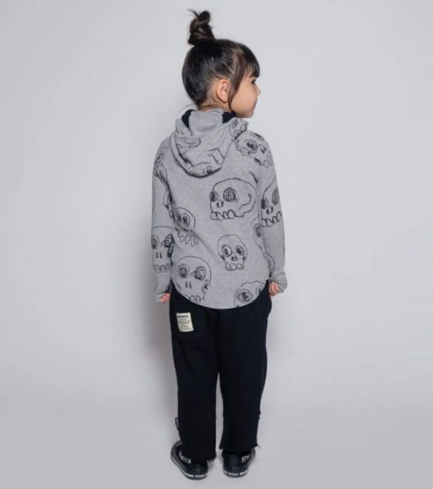 Nununu World Hoodies> Scribbled Skulls Ninja Shirt Black