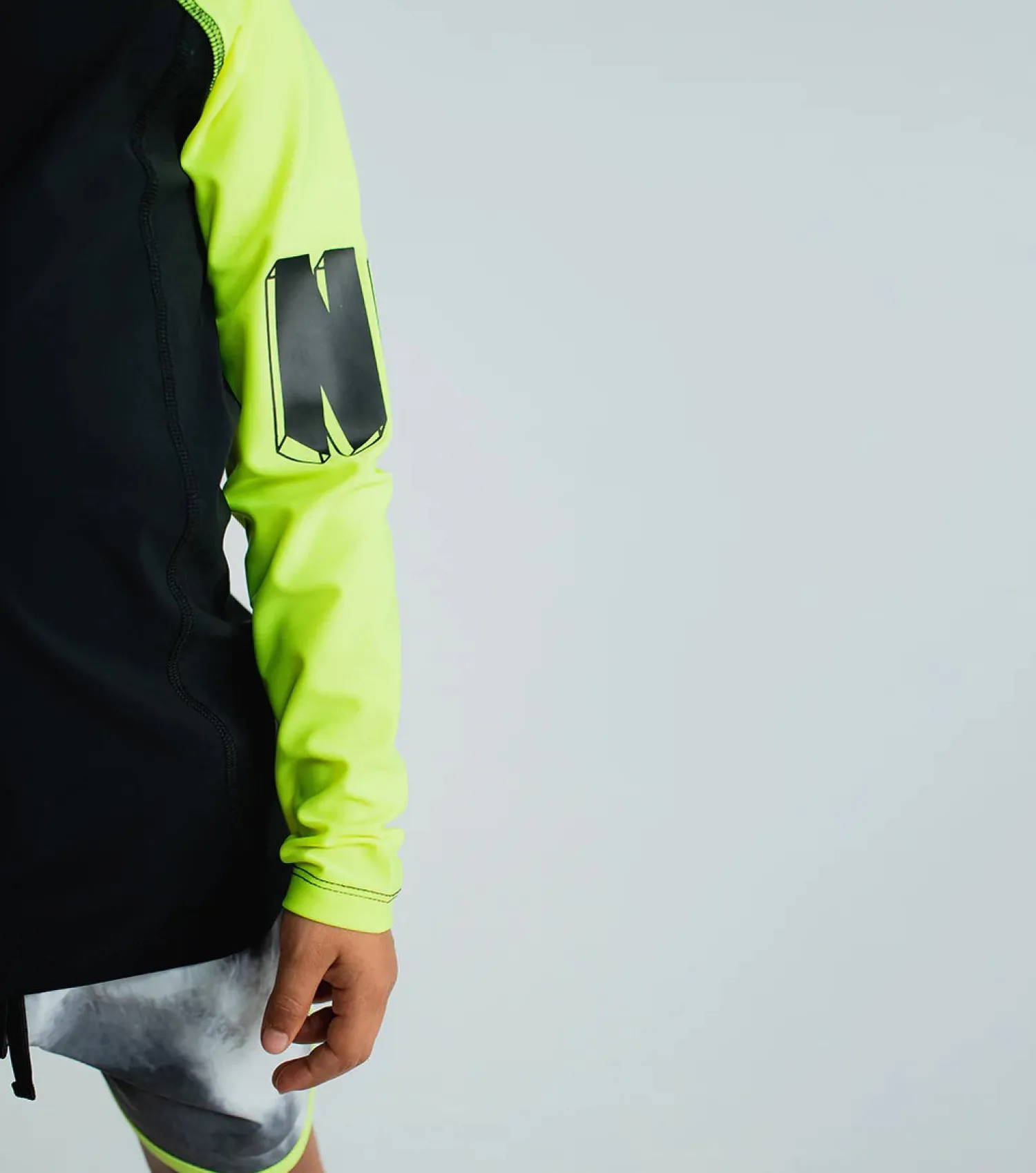 Nununu World Face Masks> Surf Up Rashguard