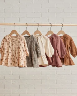 Quincy Mae Dresses><noscript><img width=