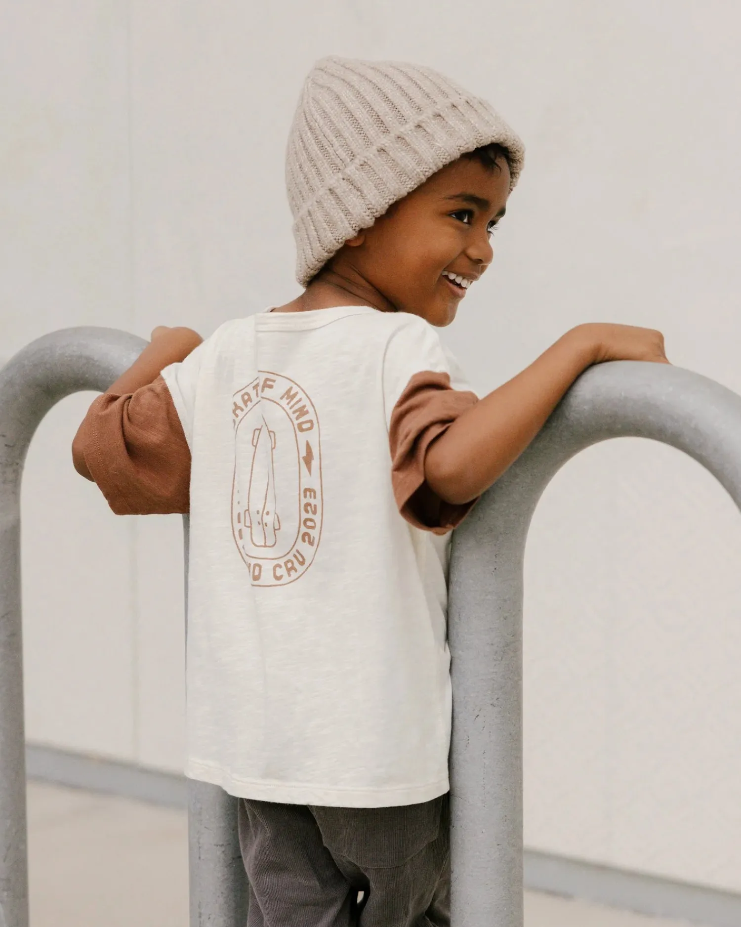 Rylee And Cru T Shirts>Rylee + Cru Henley Contrast Tee || Skate Of Mind