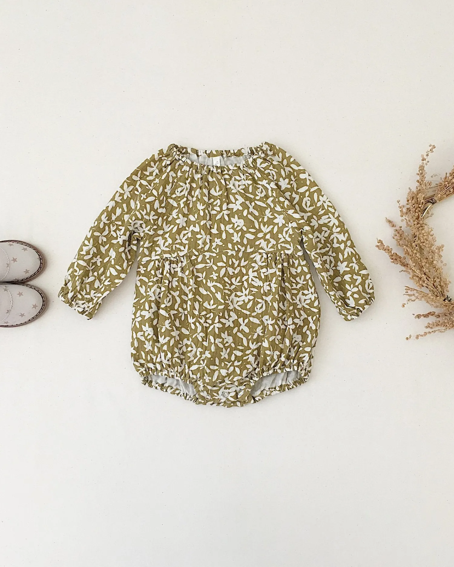 Rylee And Cru Rompers> Long Sleeve Bubble Romper Ditsy Floral